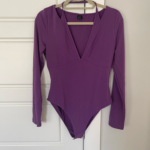 Purple cut out bodysuit - Picture 8 of 10